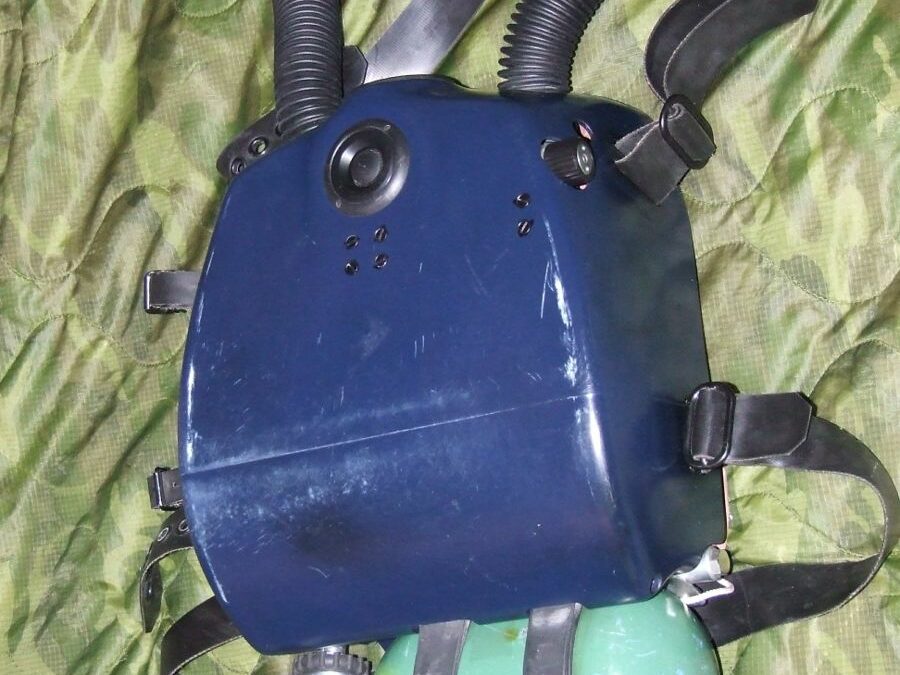 Dräger Tubox tethered semiclosed-rebreather