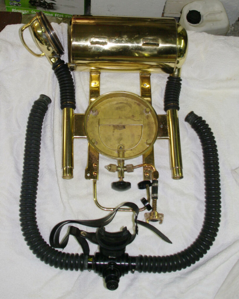 Unknown French brass rebreather